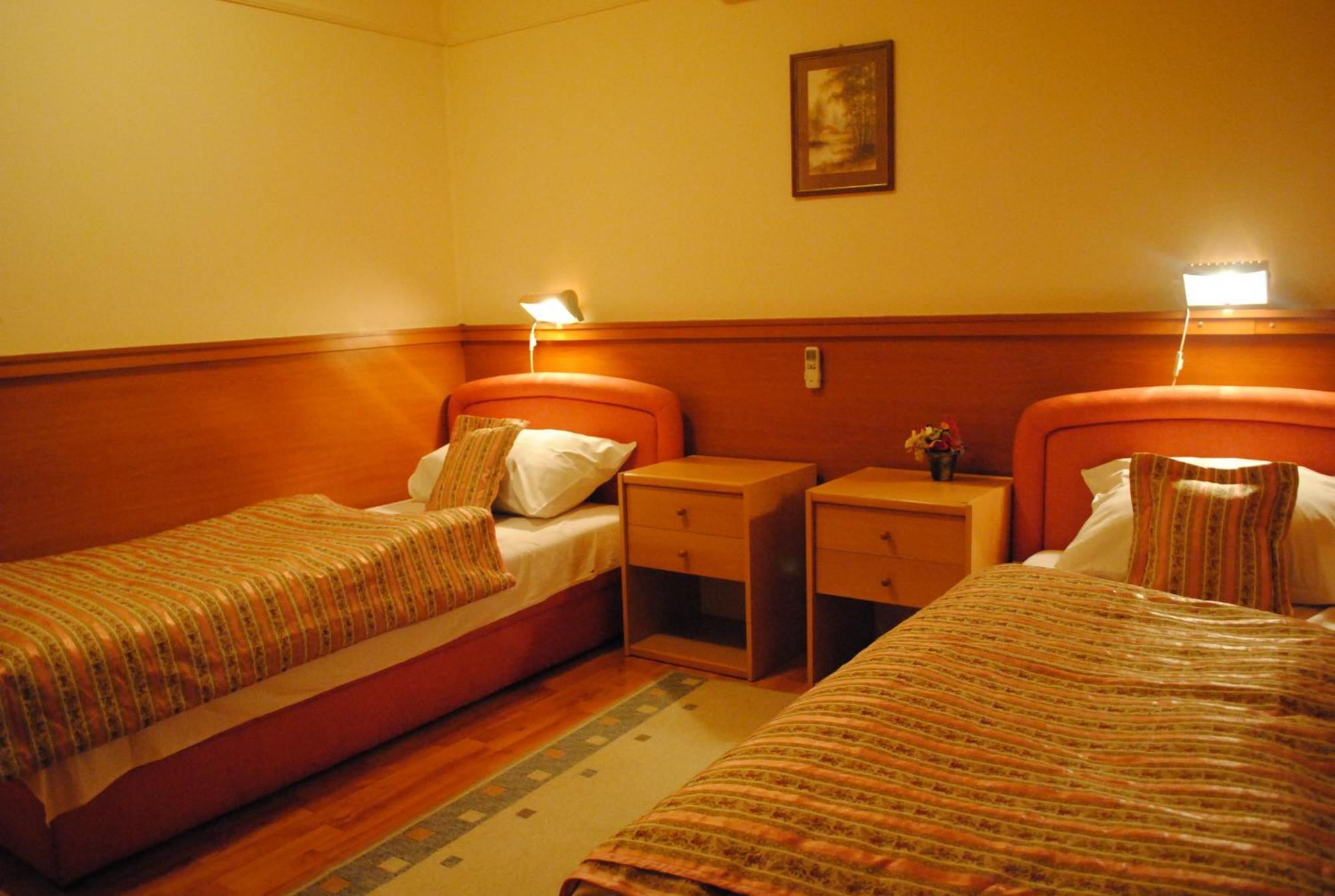 Motel Kiwi Grude Szoba fotó