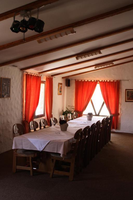 Motel Kiwi Grude Kültér fotó