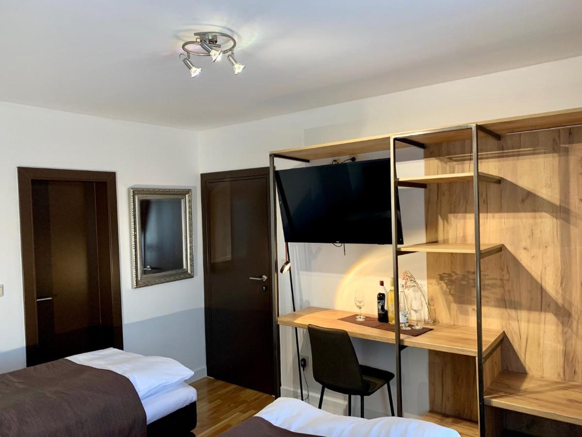 Motel Kiwi Grude Kültér fotó