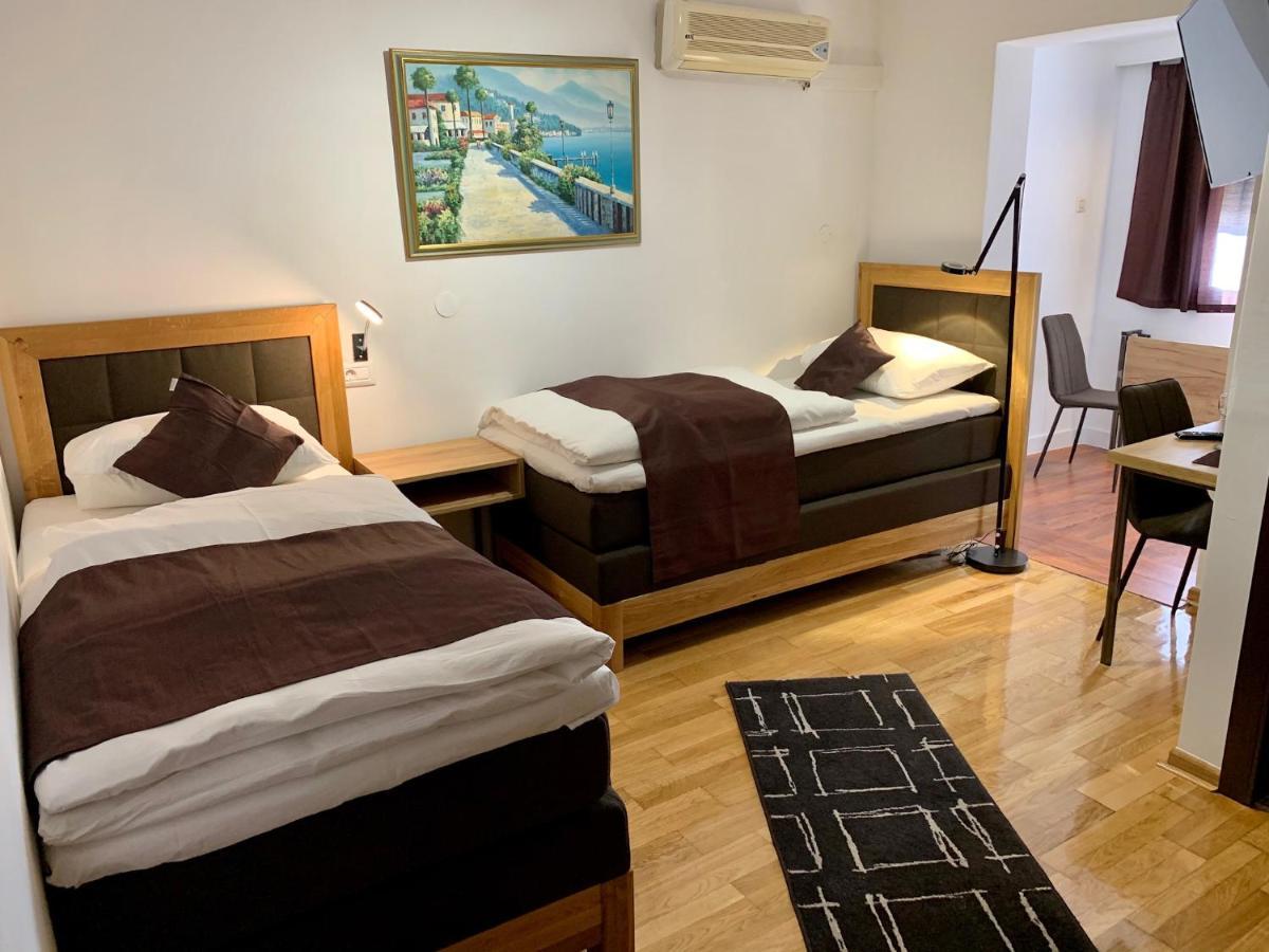 Motel Kiwi Grude Kültér fotó