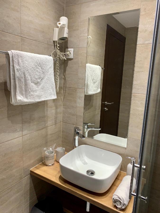 Motel Kiwi Grude Kültér fotó