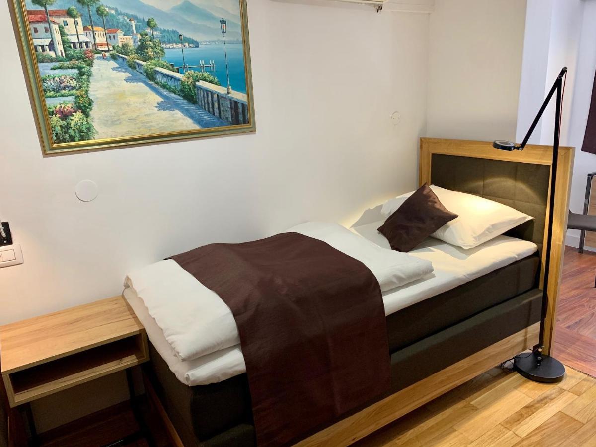 Motel Kiwi Grude Kültér fotó