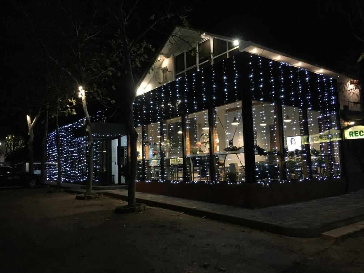 Motel Kiwi Grude Kültér fotó